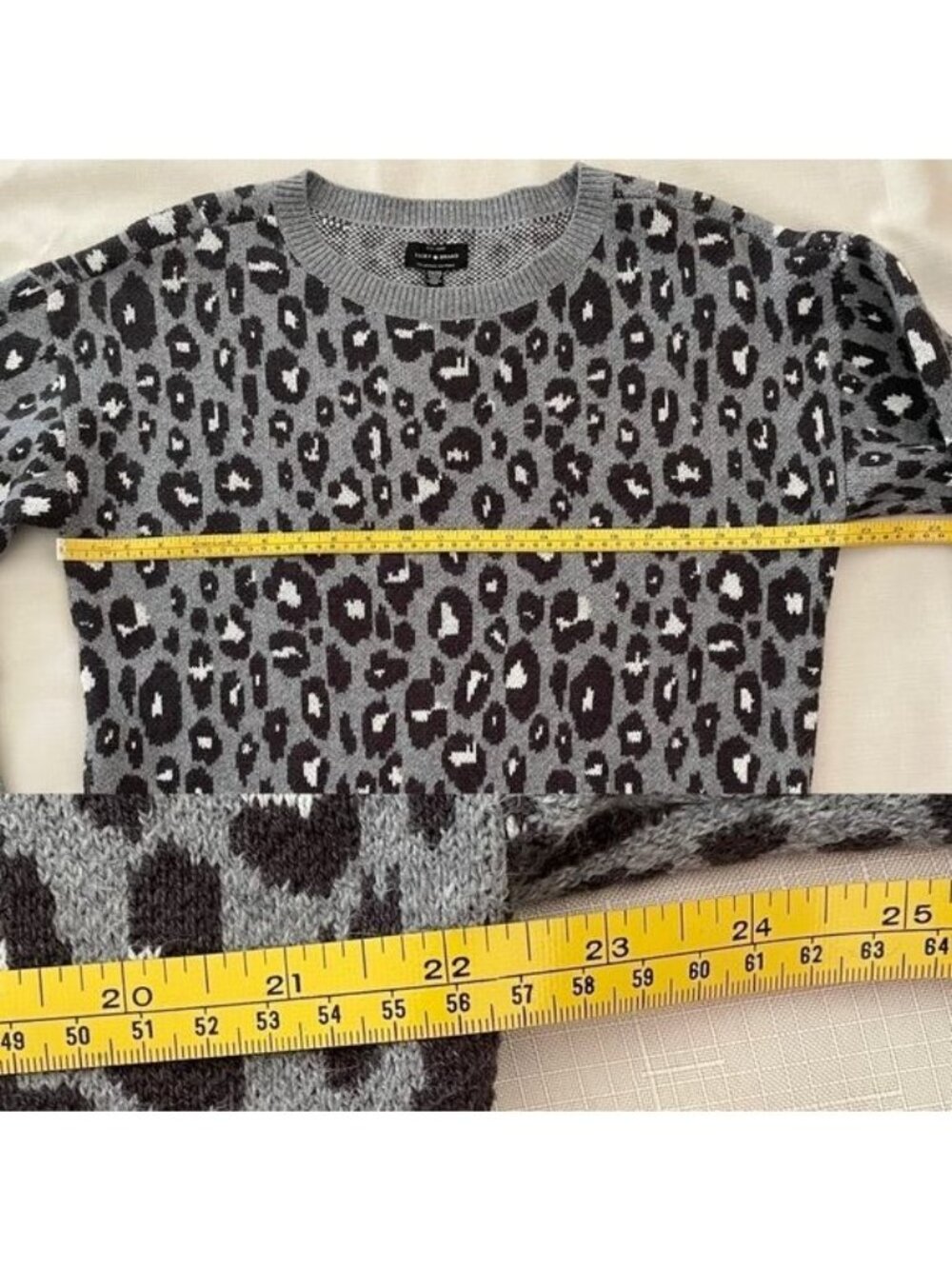 Lucky Brand Sweater Size 2X Gray Leopard Print Crew Neck Soft Knit Pullover - Picture 6 of 7